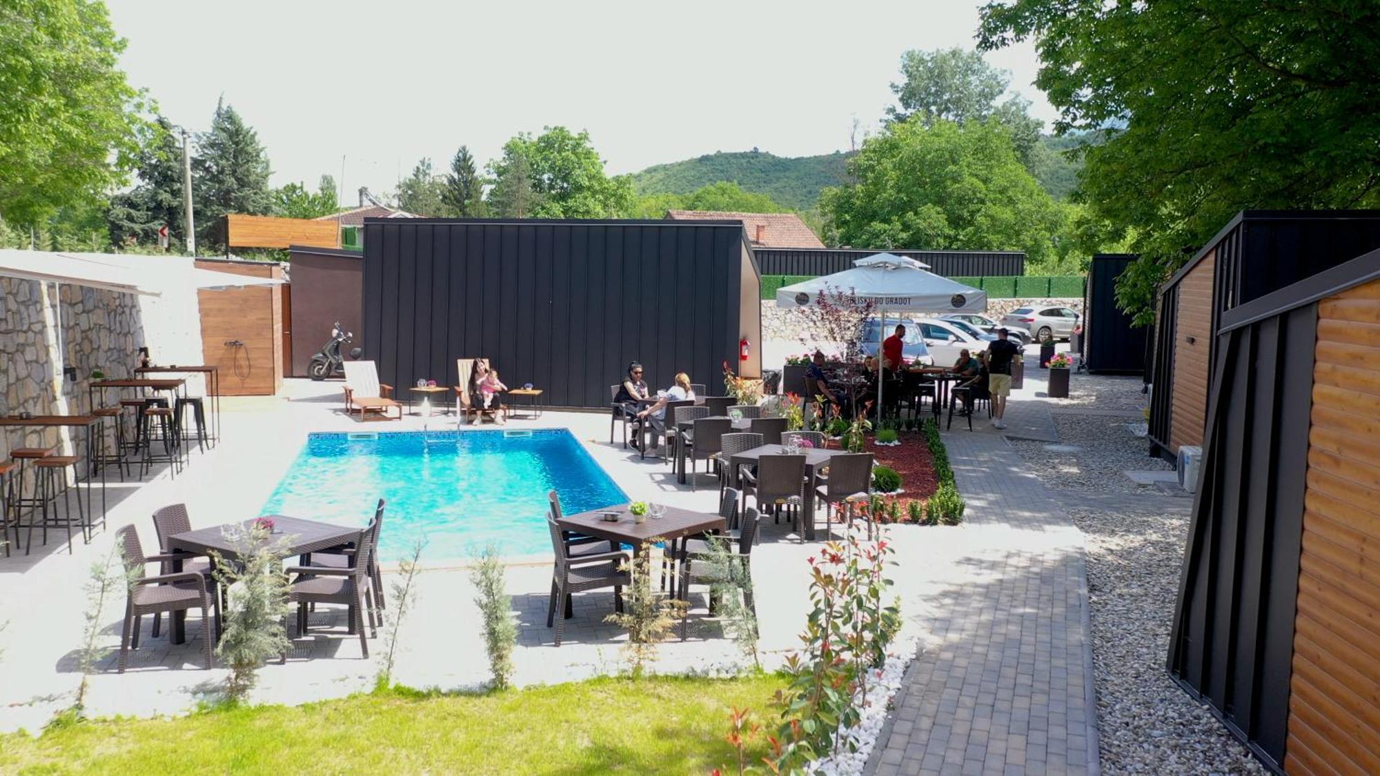 Blisku Do Gradot - Riverfront Luxury Lodge Skopje
